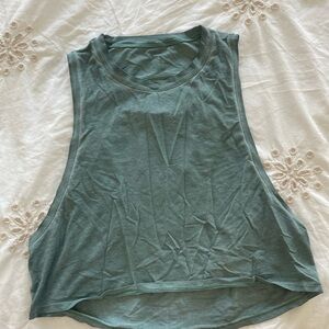 Lululemon x Barry’s cropped muscle tank